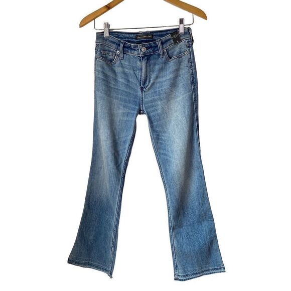 Abercrombie & Fitch signature collection ankle flare jean new - Picture 2 of 15